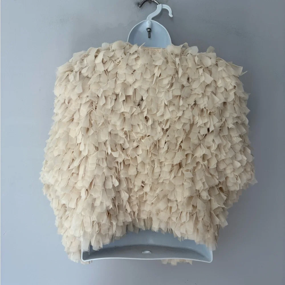 H&M Cream Ruffled Shrug Jacket - Picture 4 of 9